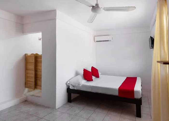 Hotel Oyo Roma Playa del Carmen
